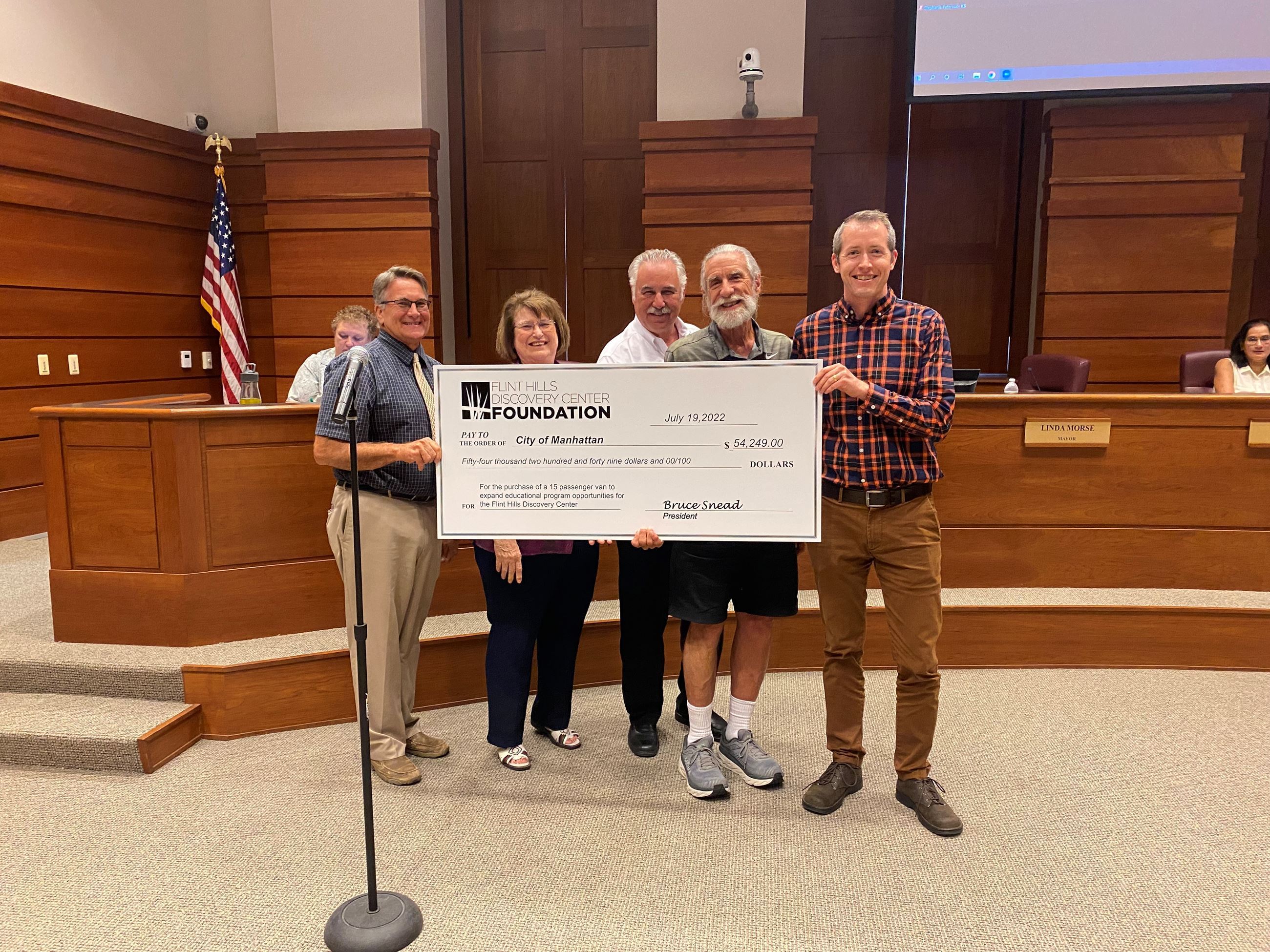 Ron Fehr, Linda Morse, Russ Briggs, Bruce Snead & Stephen Bridenstine posing with check